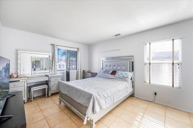 44364 Kingston Drive, Temecula CA: https://media.crmls.org/mediaz/0cefa345-8190-4846-b5d0-c54456ad80bd.jpg