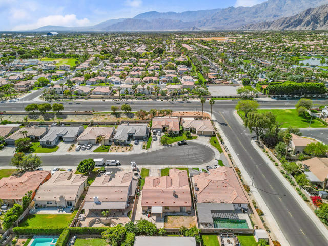 80722 Diamondback Trail, Indio CA: https://media.crmls.org/mediaz/0cf0c785-71a8-4836-9538-f273441eb0b1.jpg