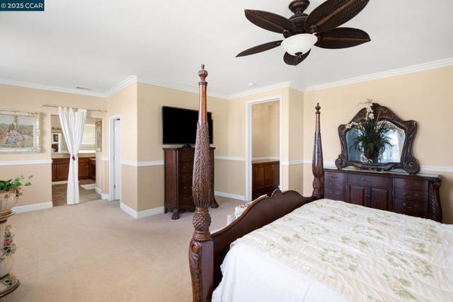 1426 Santa Teresa Dr, Pittsburg CA: https://media.crmls.org/mediaz/0cf2aecd-4bc5-47aa-a916-616c7ae94bac.jpg