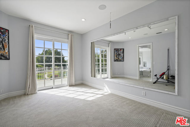 22510 La Quilla Drive, Chatsworth CA: https://media.crmls.org/mediaz/0cf3d32f-9e8f-4b0f-bb6f-26151d08868d.jpg