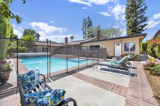 Detail Gallery Image 37 of 50 For 9816 Calvin Avenue, Northridge,  CA 91324 - 6 Beds | 4/2 Baths
