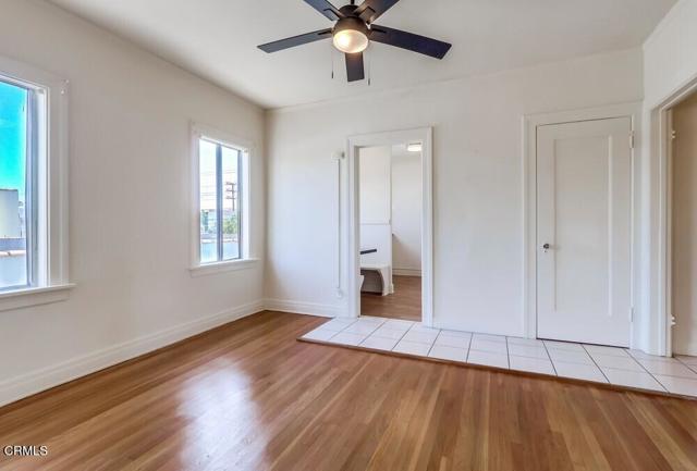 Detail Gallery Image 4 of 14 For 833 835 N Ridgewood, Los Angeles,  CA 90038 - – Beds | – Baths