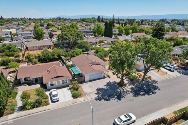 1672 Edsel Drive, Milpitas CA: https://media.crmls.org/mediaz/0cf510c7-471a-442b-a9d2-91a8698b66f8.jpg