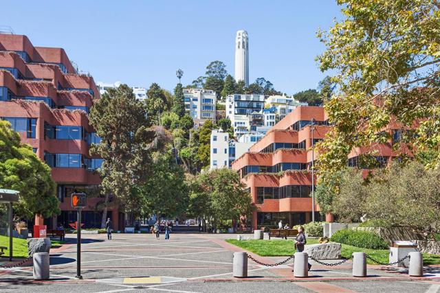 806810 Union Street, San Francisco CA: https://media.crmls.org/mediaz/0cf6686c-cc8a-499f-a061-5886d0766b7b.jpg