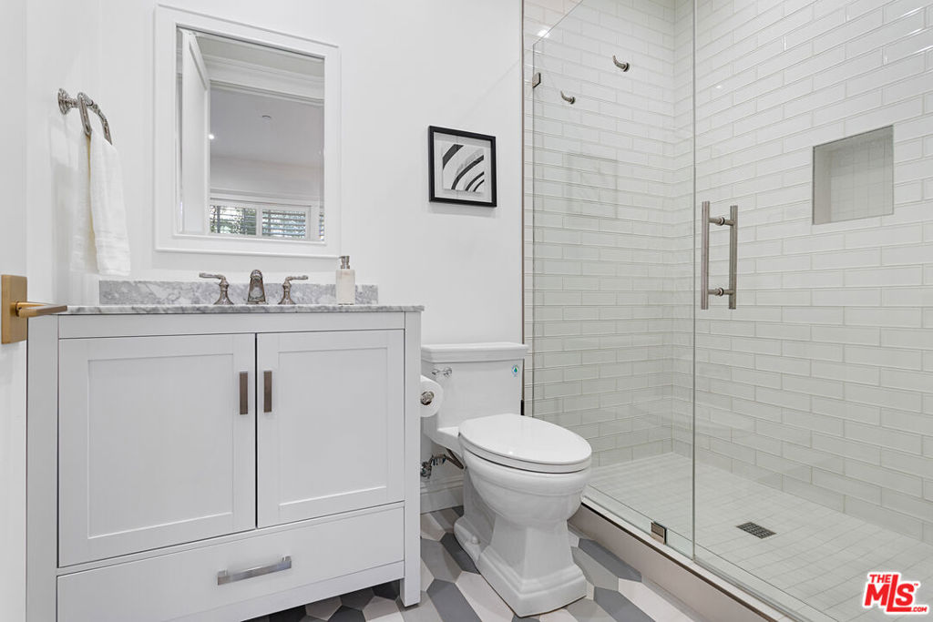 5235 Sylmar AvenueSherman Oaks img 26