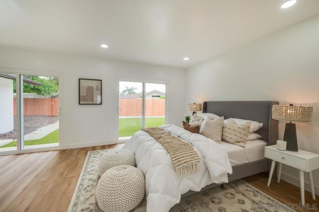 MLS #250034305SD img 20