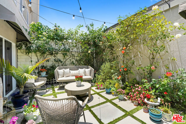 49 Village Parkway Street photo 7