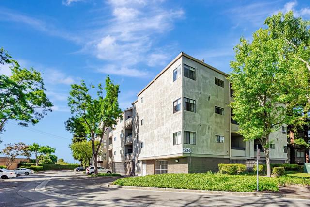 1234 Stanhope Lane, Hayward CA: https://media.crmls.org/mediaz/0cf8a3b8-1d1d-4542-a5fa-8c90e7952c73.jpg