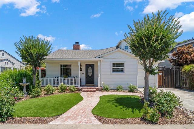 15570 Loma Vista Avenue, Los Gatos CA: https://media.crmls.org/mediaz/0cf8e2a1-a77f-4b7c-bf31-b72a12d02d07.jpg