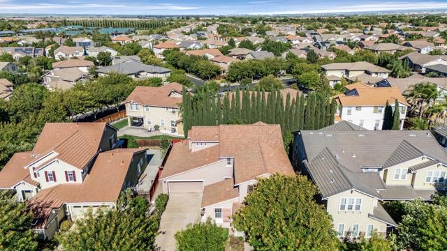 134 N Menlo Park Street, Mountain House CA: https://media.crmls.org/mediaz/0cf99b5c-ffab-40e3-b87e-fd9f1c019fdc.jpg