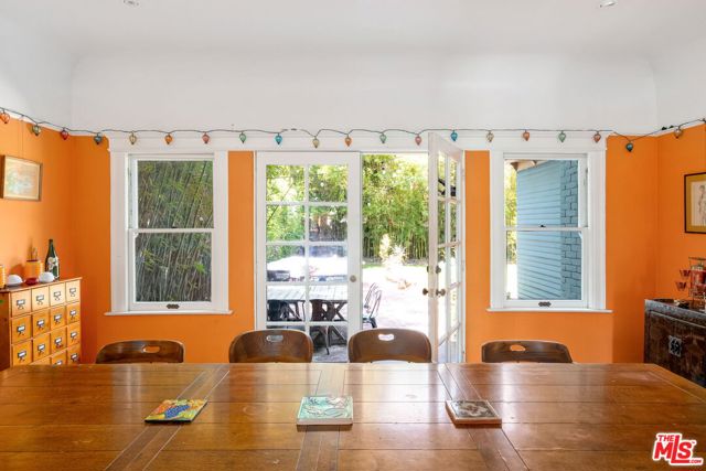 1501 S Harvard Boulevard, Los Angeles CA: https://media.crmls.org/mediaz/0cf9e045-c014-42f1-bce0-e7fa69fe4d21.jpg