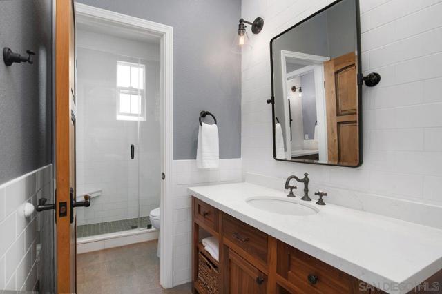 1460 Lauren Court, Encinitas CA: https://media.crmls.org/mediaz/0cfa91b3-dbcf-4d8d-a15f-166a896871ad.jpg
