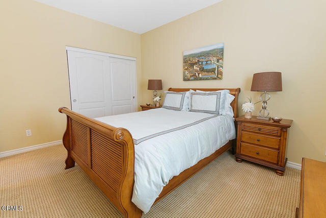 1464 Twin Tides Place, Oxnard CA: https://media.crmls.org/mediaz/0cfa9793-11d1-4025-9546-269e0d0d2c0f.jpg