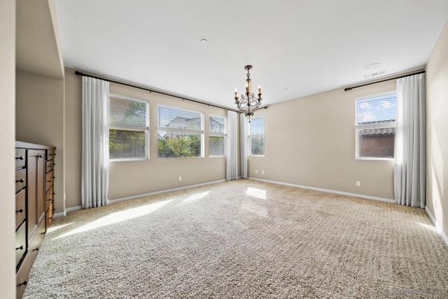 1797 Santa Christina Ave, Chula Vista CA: https://media.crmls.org/mediaz/0cfc6d9d-9efe-4798-96e3-a1a348b587f5.jpg