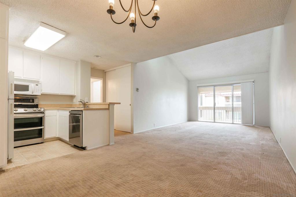 1855 Diamond St - photo 5