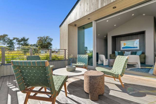 345 Oxford Way, Santa Cruz CA: https://media.crmls.org/mediaz/0cfdb018-f0a4-4e3d-9c82-f66922bf9335.jpg