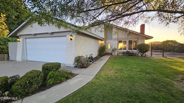 3713 Corte Cancion, Thousand Oaks CA: https://media.crmls.org/mediaz/0cfdebb7-0722-40b1-a7c6-7eab7bebb7be.jpg