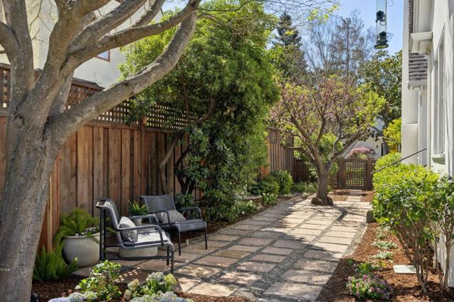 Image 30 of 38 For 1619 Escobita Avenue