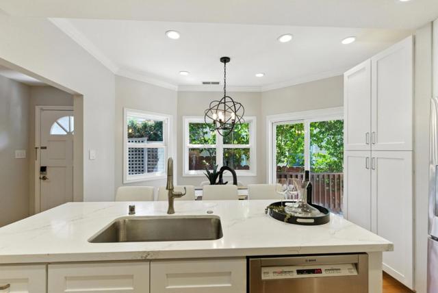 155 Oakview Drive, San Carlos CA: https://media.crmls.org/mediaz/0cfe559e-cc70-4135-8316-98ccff0b06d1.jpg