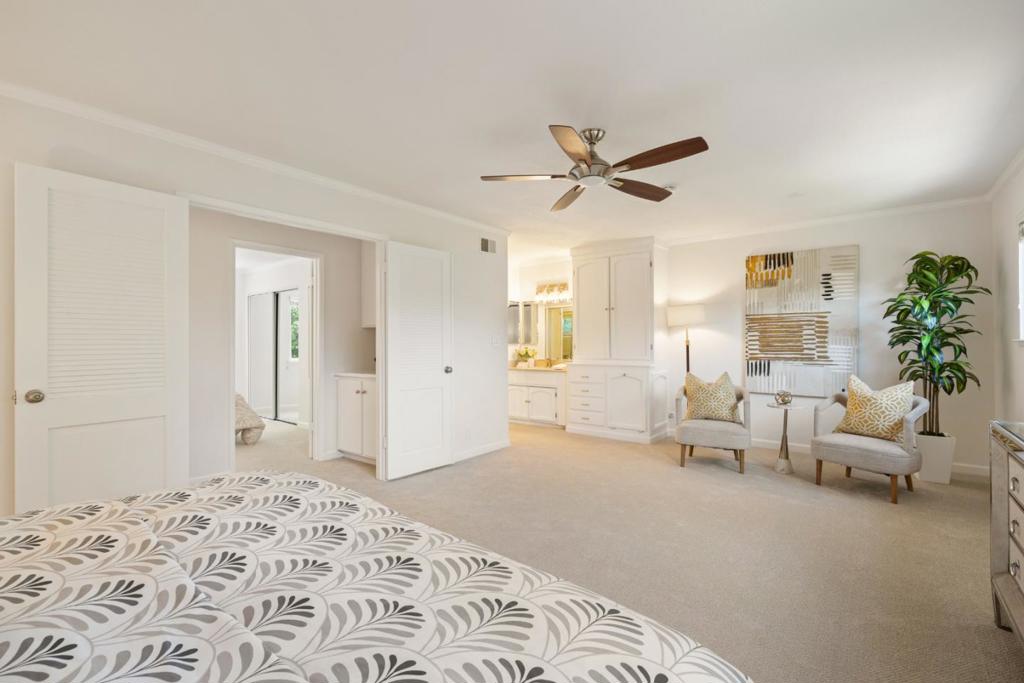 https://media.crmls.org/mediaz/0cff7ec6-8d98-4213-9782-e3f813a7225b.jpg?preset=X-Large