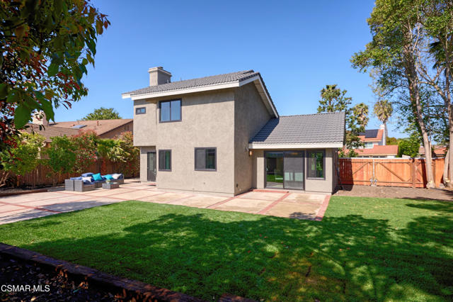 574 Nicole Drive, Newbury Park CA: https://media.crmls.org/mediaz/0cffcda0-9680-4fd5-8606-026239309603.jpg