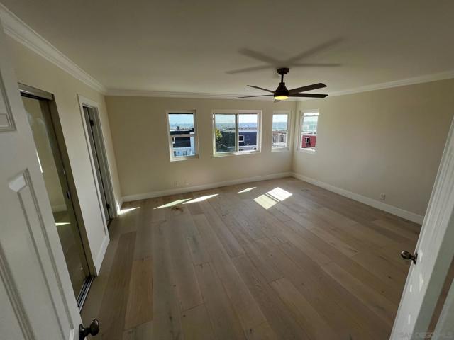 11524 Azucena Dr, San Diego CA: https://media.crmls.org/mediaz/0d018149-5703-4189-89e0-15cb12c6fdf2.jpg