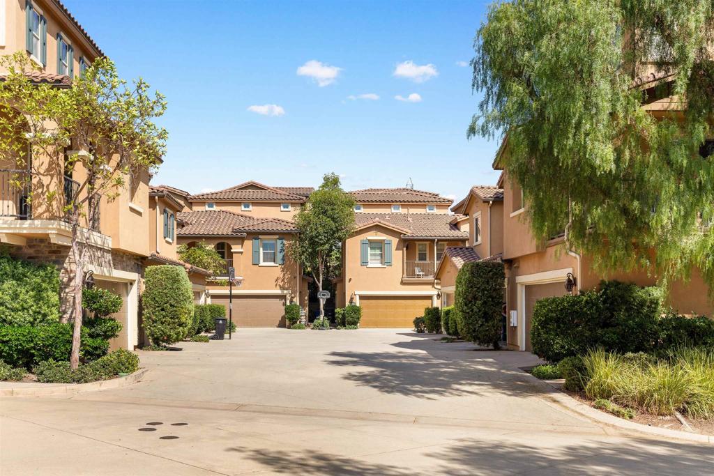 8528 Old Stonefield Chase
