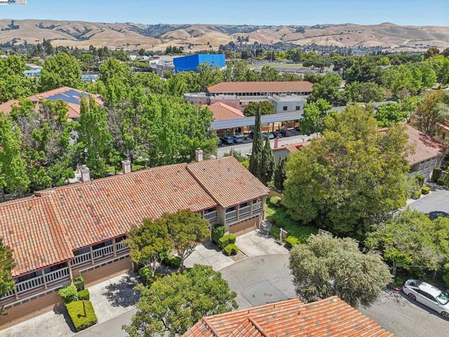 Image 18 of 24 For 34242 Arizona St  18