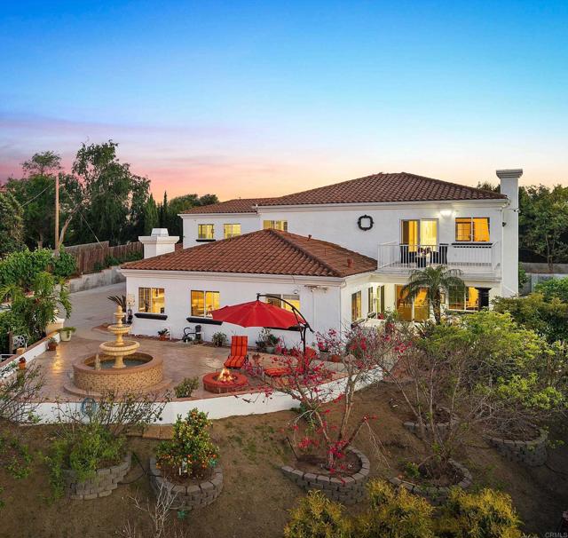 Detail Gallery Image 3 of 47 For 1751 Monte Vista Dr, Vista,  CA 92084 - 5 Beds | 3/1 Baths