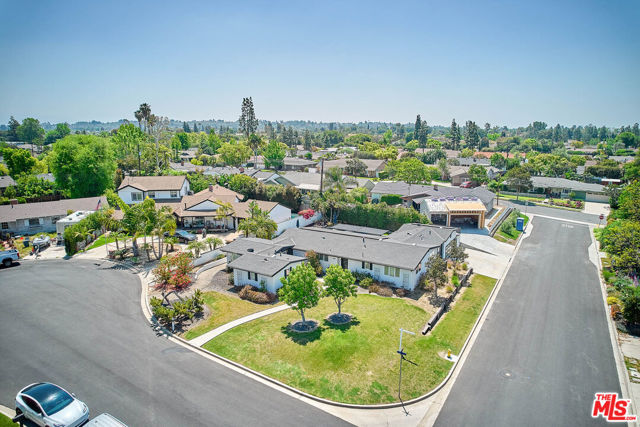 600 Pueblo Place, Fullerton CA: https://media.crmls.org/mediaz/0d033f8e-ba3c-4c29-b085-e8592d040001.jpg