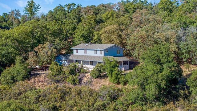 40101 Tassajara Road, Carmel Valley CA: https://media.crmls.org/mediaz/0d04743f-9c27-4f10-9b2a-8783de6668a2.jpg