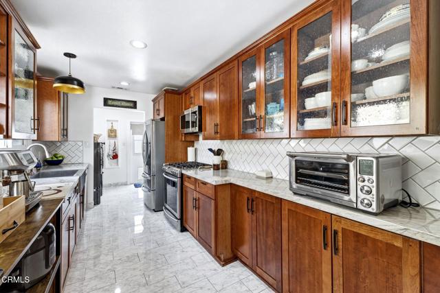 Detail Gallery Image 7 of 24 For 732 Lemon Grove Ave, Ventura,  CA 93003 - 3 Beds | 1 Baths