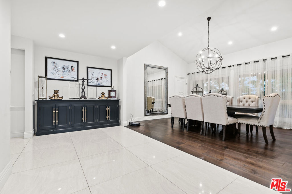 MLS #25618855 image #20