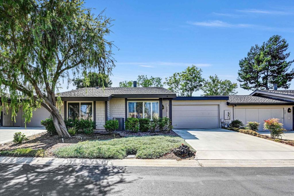 739 Nob Circle