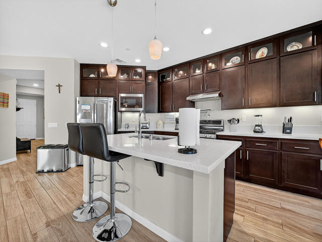 Image 31 of 40 For 64134 Van Horn Mountain Street
