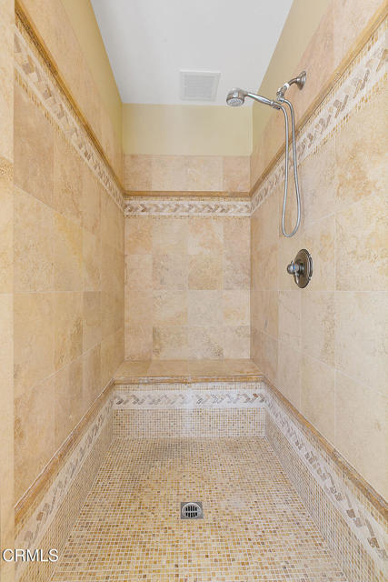 1464 Twin Tides Place, Oxnard CA: https://media.crmls.org/mediaz/0d090207-d9f9-4a93-91cf-db0592520580.jpg