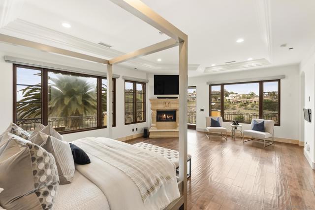 18233 Via Ambiente, Rancho Santa Fe CA: https://media.crmls.org/mediaz/0d099e8b-52ea-4b70-9af4-b046c3e72cea.jpg
