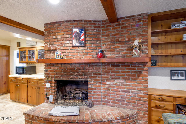 Detail Gallery Image 21 of 36 For 3727 Beechglen Dr, La Crescenta,  CA 91214 - 3 Beds | 2 Baths