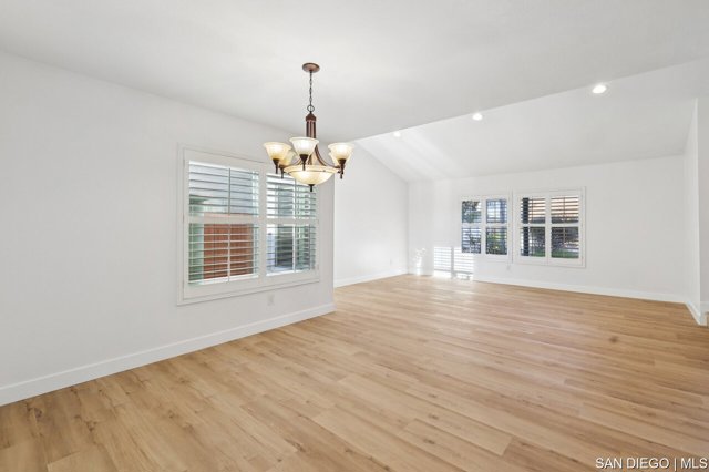 7270 Rondel CT, San Diego CA: https://media.crmls.org/mediaz/0d0ab40a-1f9b-45cc-a2c7-45fdb8ace331.jpg