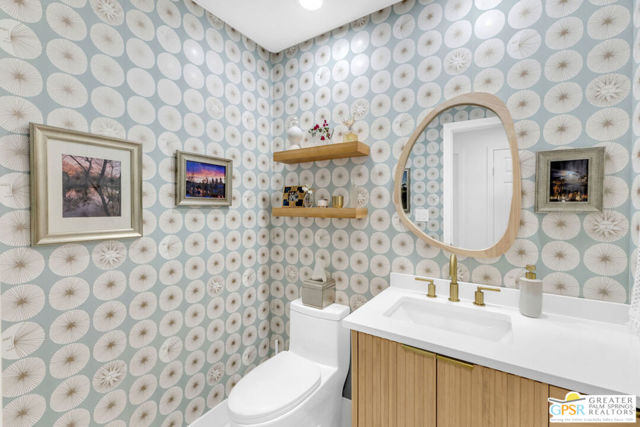 12 Santa Clara Drive, Rancho Mirage CA: https://media.crmls.org/mediaz/0d0ac2fd-2837-4d4d-bf80-e88de525f4aa.jpg