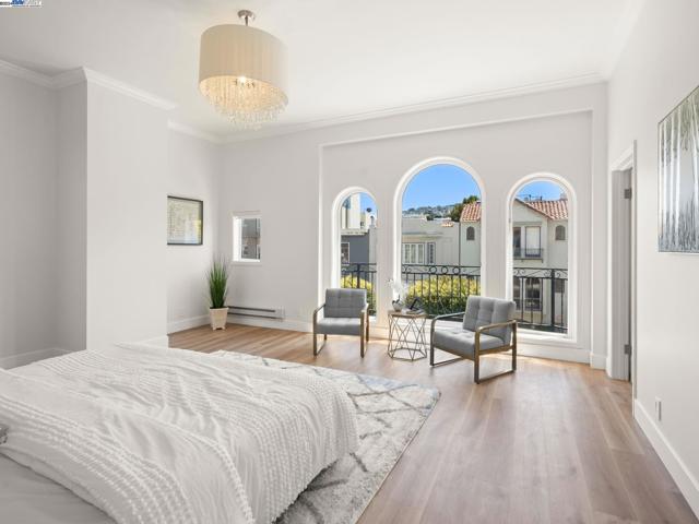 Image 13 of 44 For 2370 Francisco St