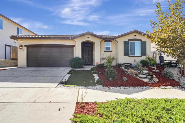 2051 Rosewood Drive, Hollister CA: https://media.crmls.org/mediaz/0d0bb5d6-a7fe-4e1e-b903-fa30344caad0.jpg