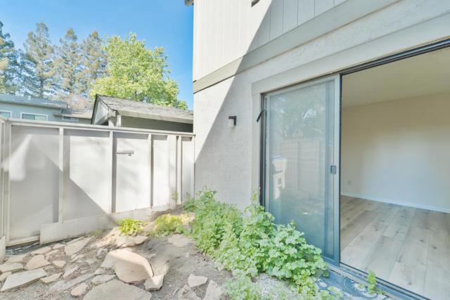 4974 Flat Rock Circle, San Jose CA: https://media.crmls.org/mediaz/0d0c2ef7-a6b8-4d1f-a5e9-1602d697d61f.jpg