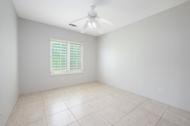 44950 Calle Santa Barbara, La Quinta CA: https://media.crmls.org/mediaz/0d0dcf17-45f6-4c0a-a2ac-0caa7b897998.jpg