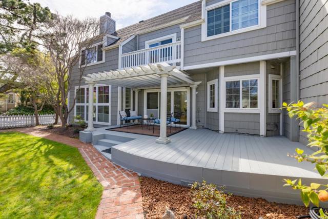 21 Pinehurst Lane, Half Moon Bay CA: https://media.crmls.org/mediaz/0d0ec4fa-9514-4c5d-b526-0b794b45e8a2.jpg