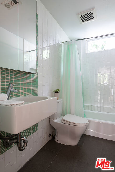 1855 Redcliff Street, Los Angeles CA: https://media.crmls.org/mediaz/0d0f88b6-7a96-457b-a32d-9d4927a6d2c1.jpg
