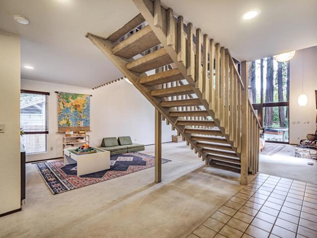 Image 18 of 65 For 251 Sunnycroft Road