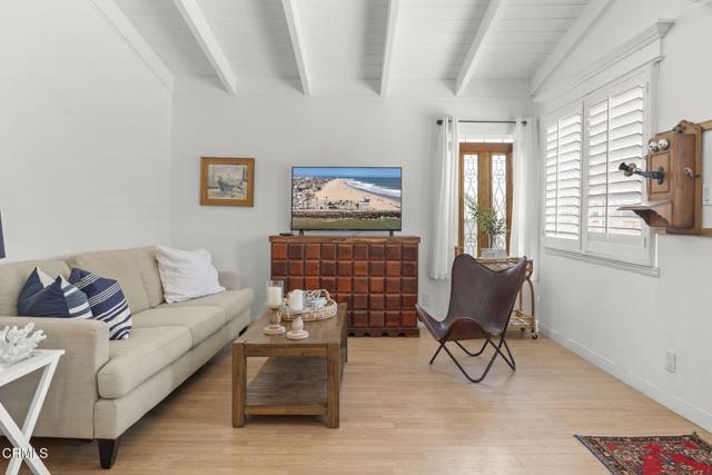 Detail Gallery Image 5 of 62 For 280 Rossmore Dr, Oxnard,  CA 93035 - 4 Beds | 2 Baths