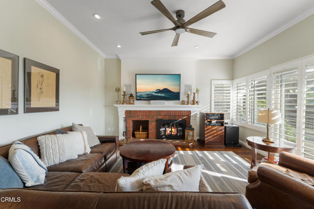 Detail Gallery Image 20 of 72 For 3153 Dragonfly St, Glendale,  CA 91206 - 4 Beds | 3 Baths