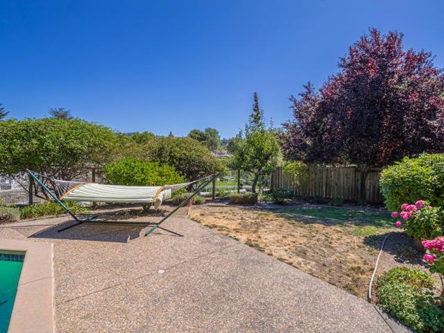 14 Sageland Court, Scotts Valley CA: https://media.crmls.org/mediaz/0d11a016-d57d-42a8-be69-e77983487a19.jpg